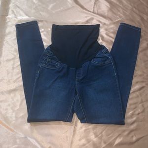 Jessica Simpson Maternity Jeans